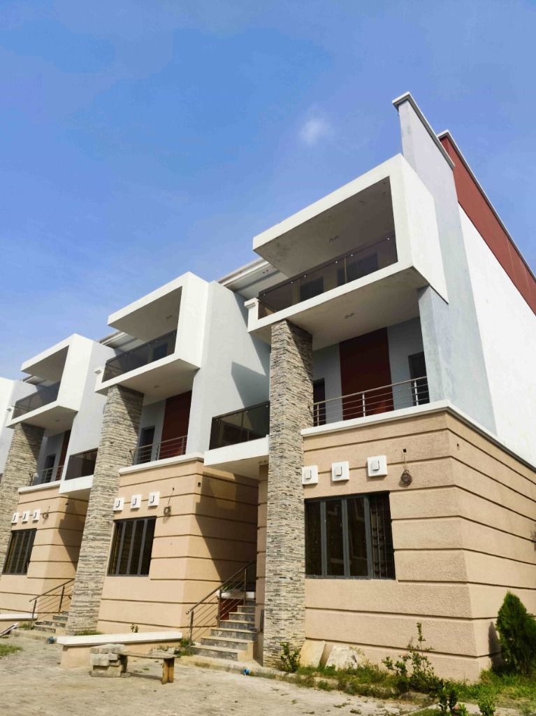 Top 5 Areas for Land Investment in Abuja 2025 (Expert Analysis)